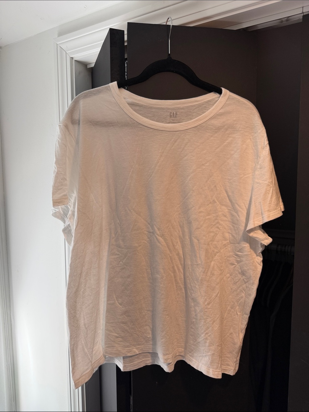 GAP White Short-Sleeve Crew T-Shirt
